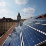 Autoconsommation collective : comment partager l’énergie solaire dans un immeuble ou un quartier ?